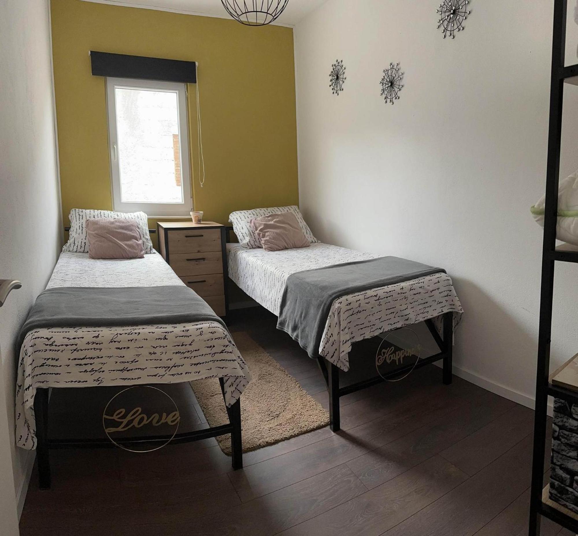 Holiday Home Chester With Heated Pool Kastela Ngoại thất bức ảnh
