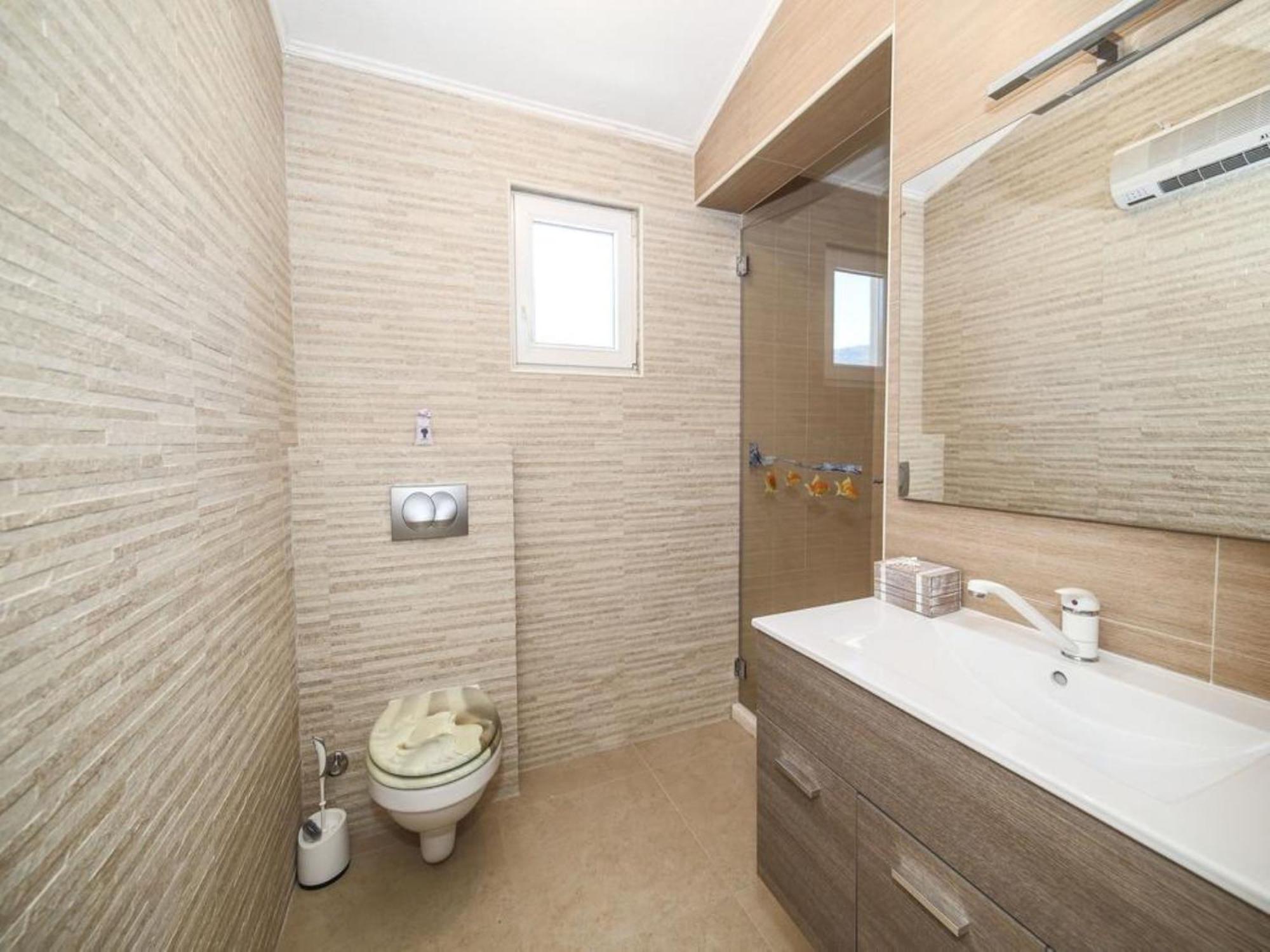 Holiday Home Chester With Heated Pool Kastela Phòng bức ảnh