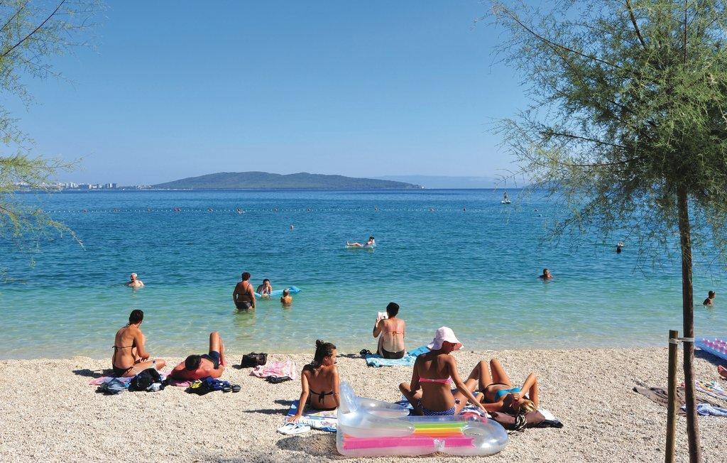 Holiday Home Chester With Heated Pool Kastela Ngoại thất bức ảnh