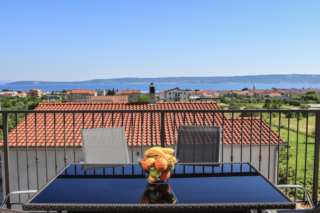 Holiday Home Chester With Heated Pool Kastela Ngoại thất bức ảnh